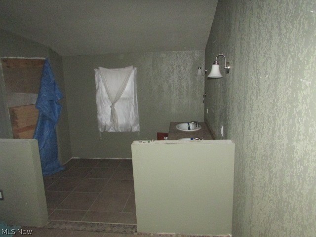 9668 Unity Road Youngstown, OH 44514 - Photo 8 of 13