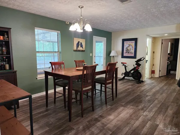 $2,300 | 4525 Baybrook Drive, Pensacola, FL 32514