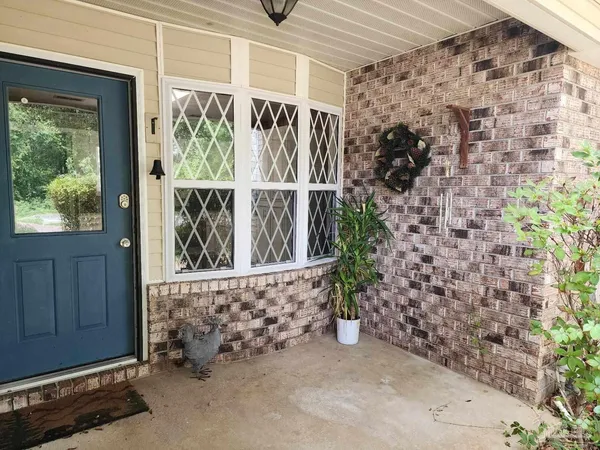 $2,300 | 4525 Baybrook Drive, Pensacola, FL 32514