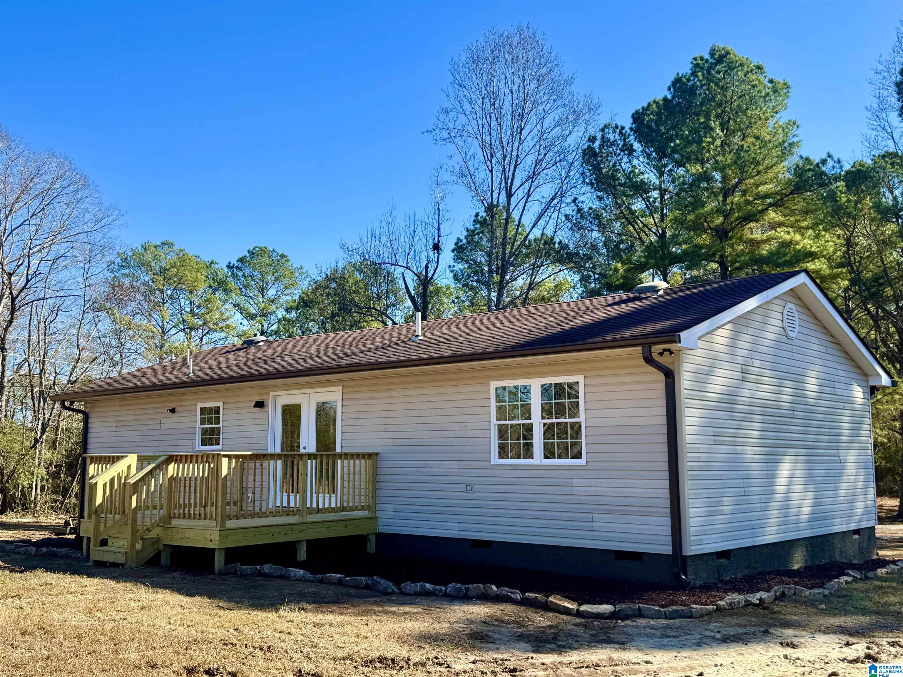 645 Skyview Lake Road Warrior, AL 35180 - Photo 4 of 53