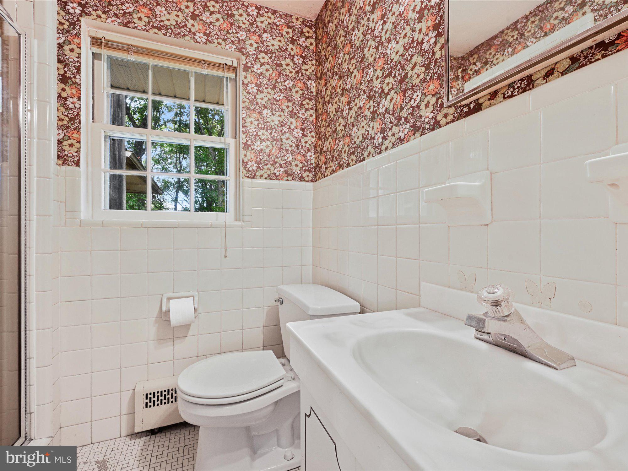 254 Upper Gulph Road Wayne, PA 19087 - Photo 24 of 57