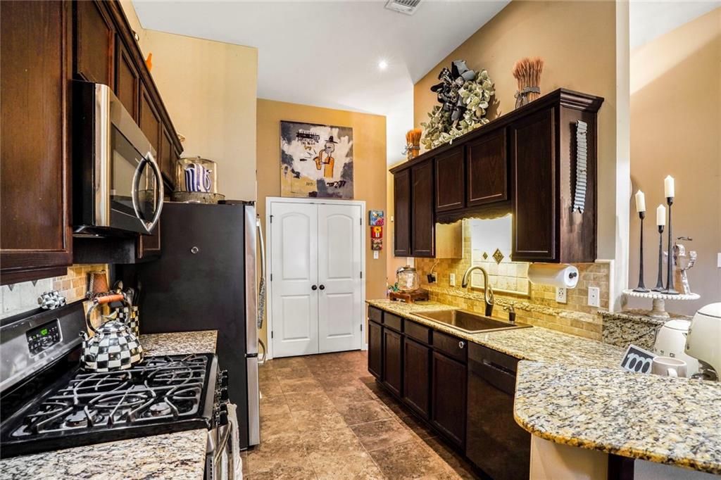 317 Debouchel Place Mandeville, LA 70471 - Photo 12 of 23