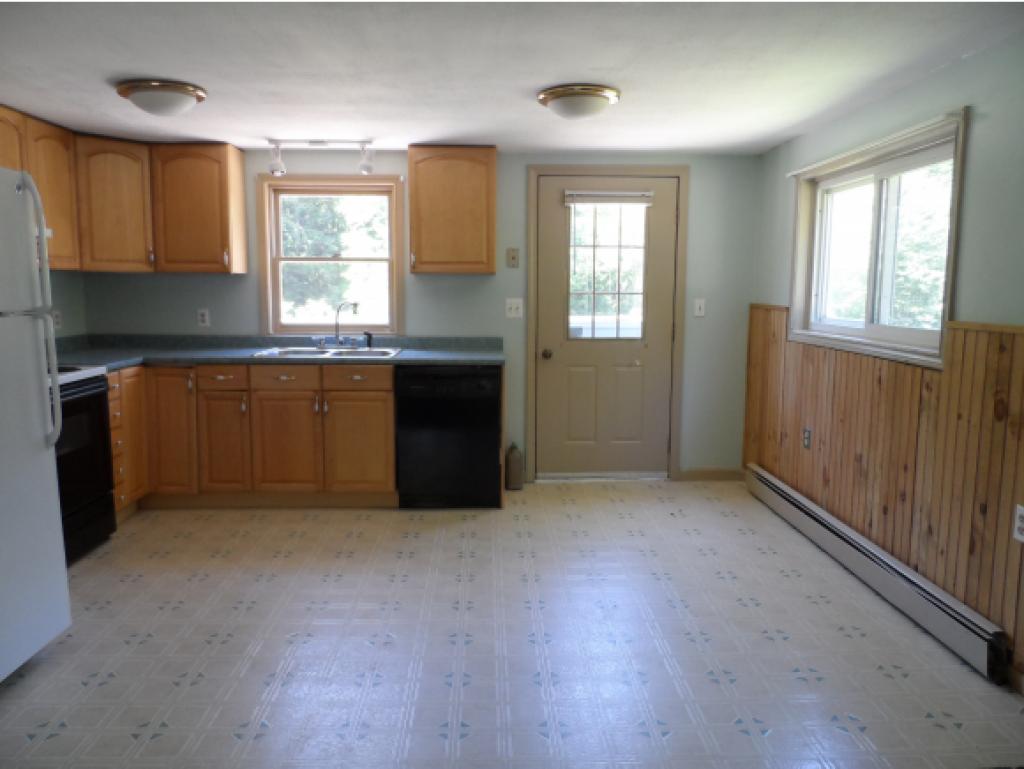 64 Hemlock Road Barnstead, NH 03218 - Photo 3 of 17