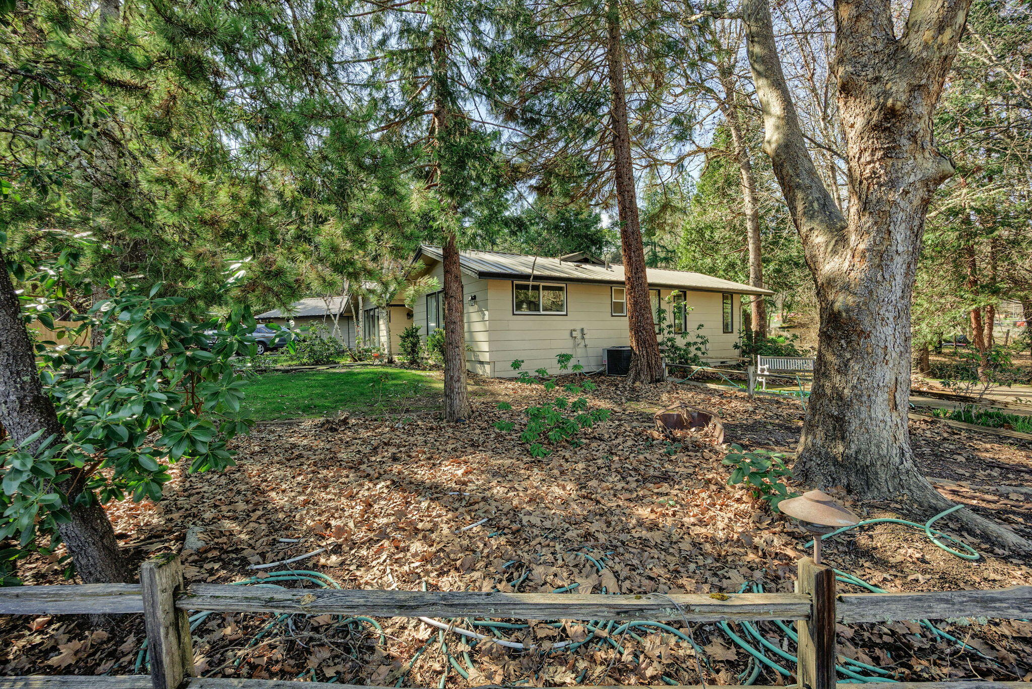 8755 Old Stage Road Central Point, OR 97502 - Photo 47 of 49 OS (9)