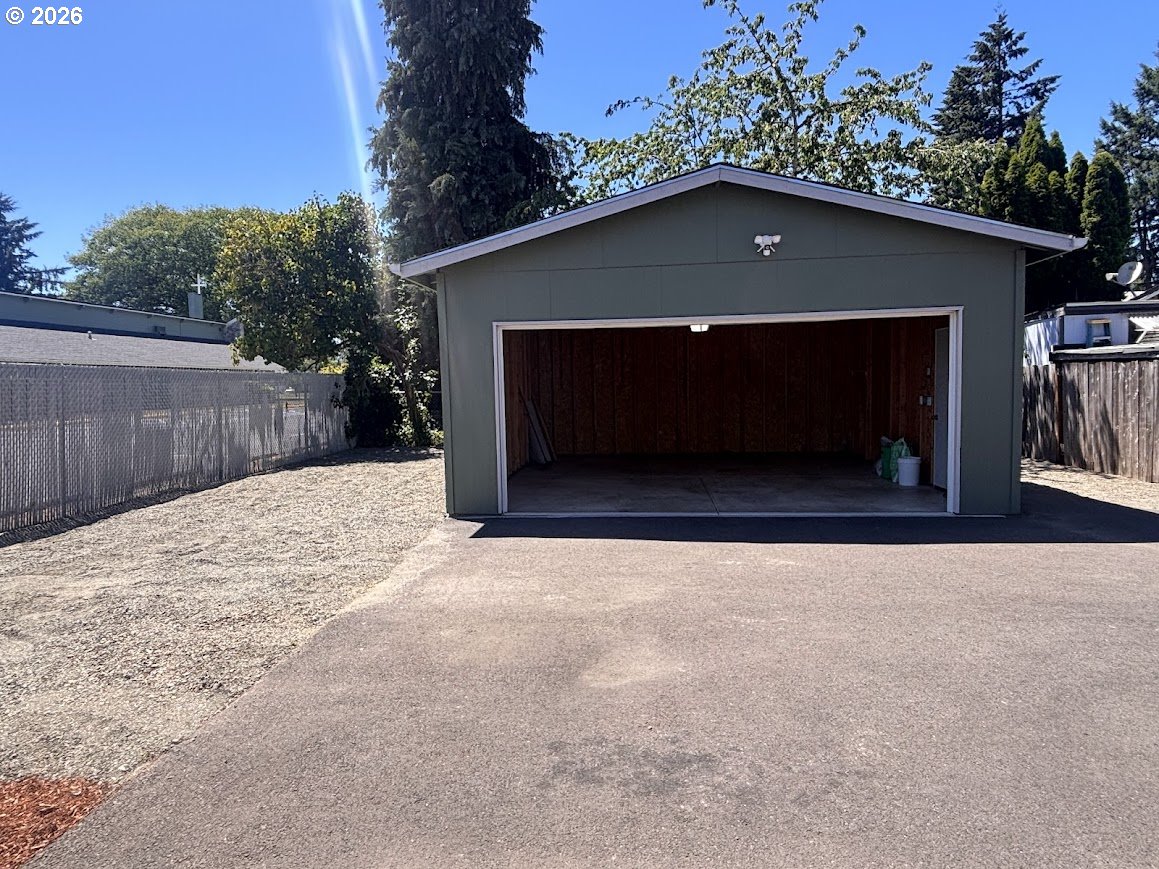 104 River Loop 1 Eugene, OR 97404 - Photo 25 of 32