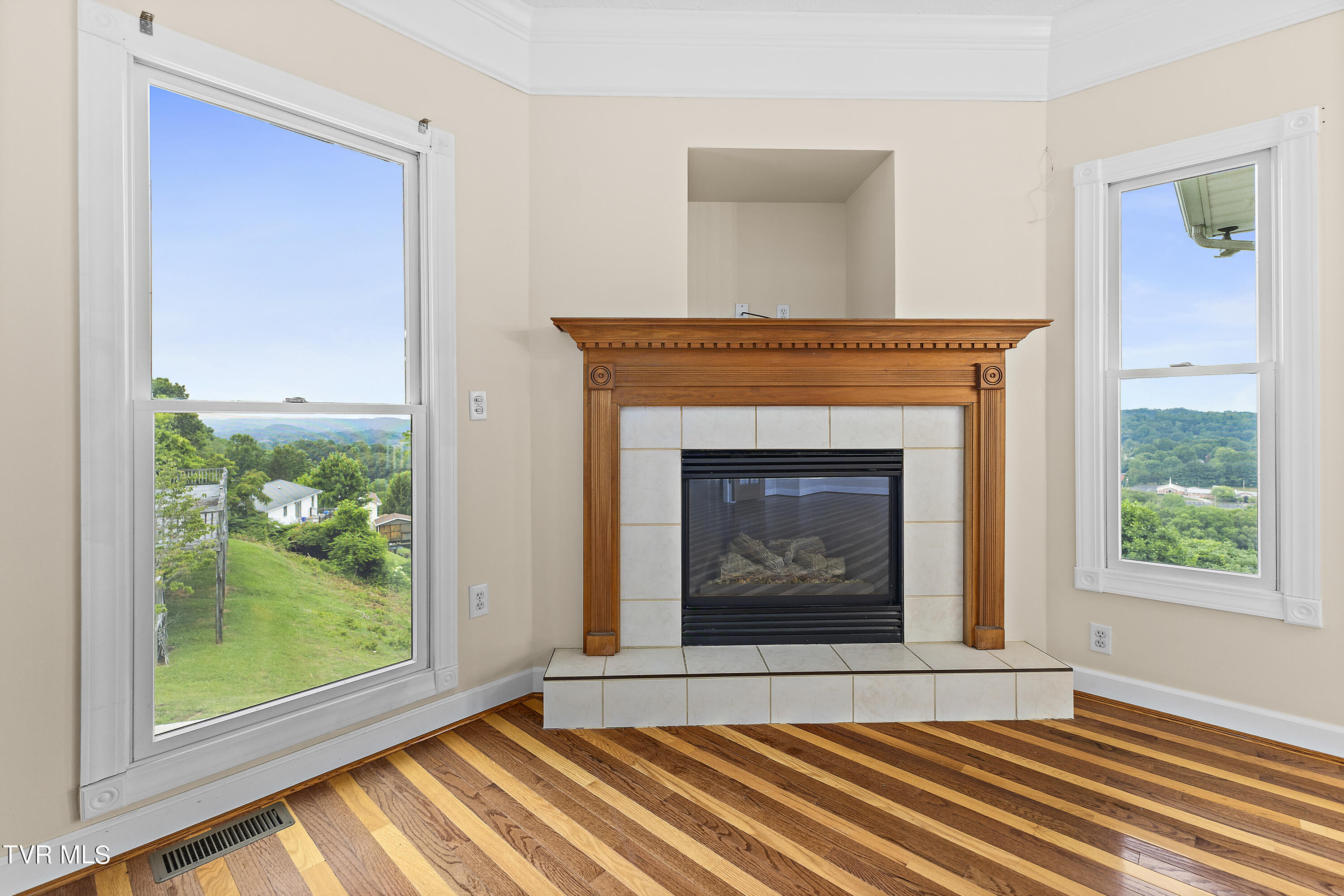 2317 Colonial View Road Kingsport, TN 37663 - Photo 39 of 73 128A2159