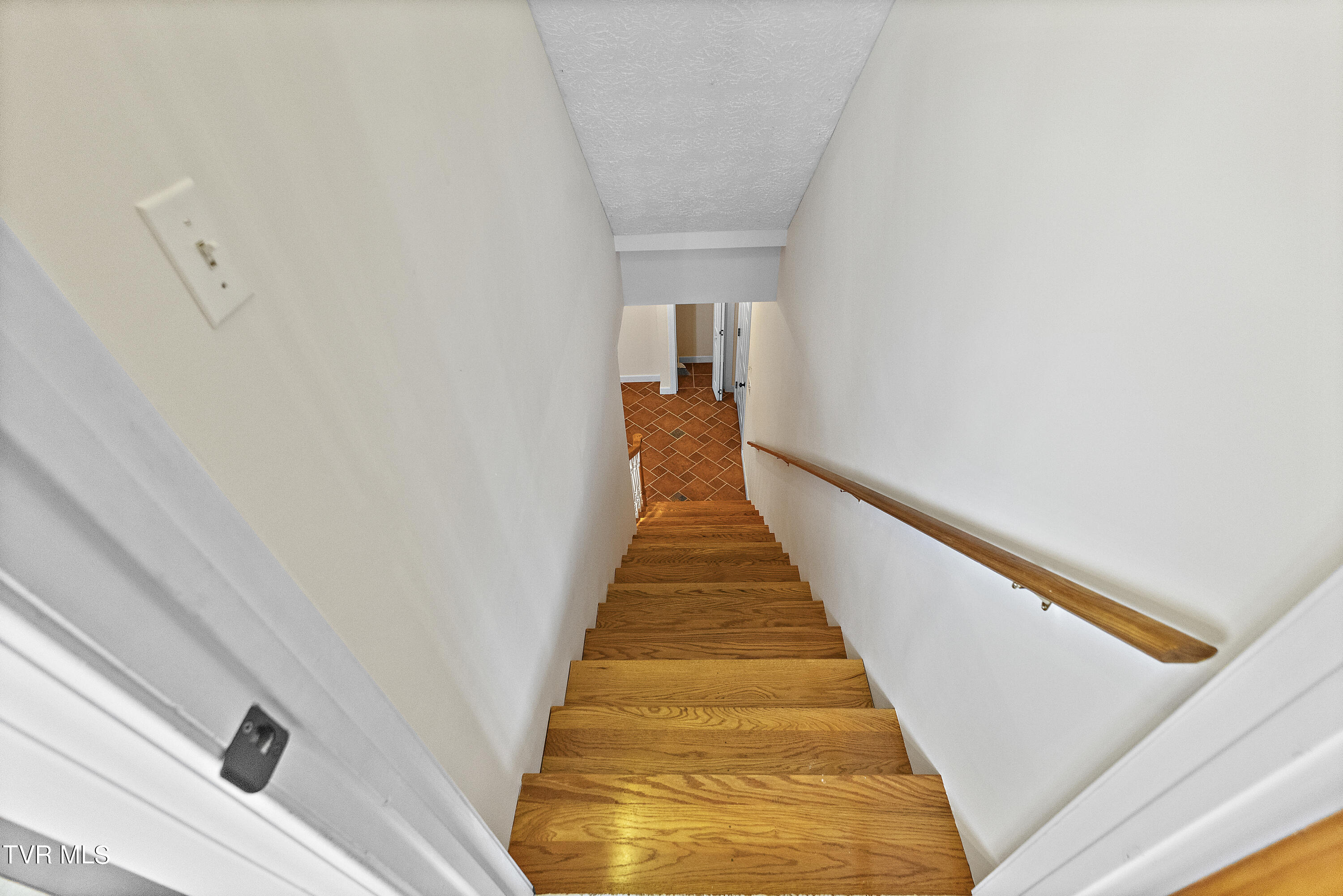 2317 Colonial View Road Kingsport, TN 37663 - Photo 58 of 73 128A2197