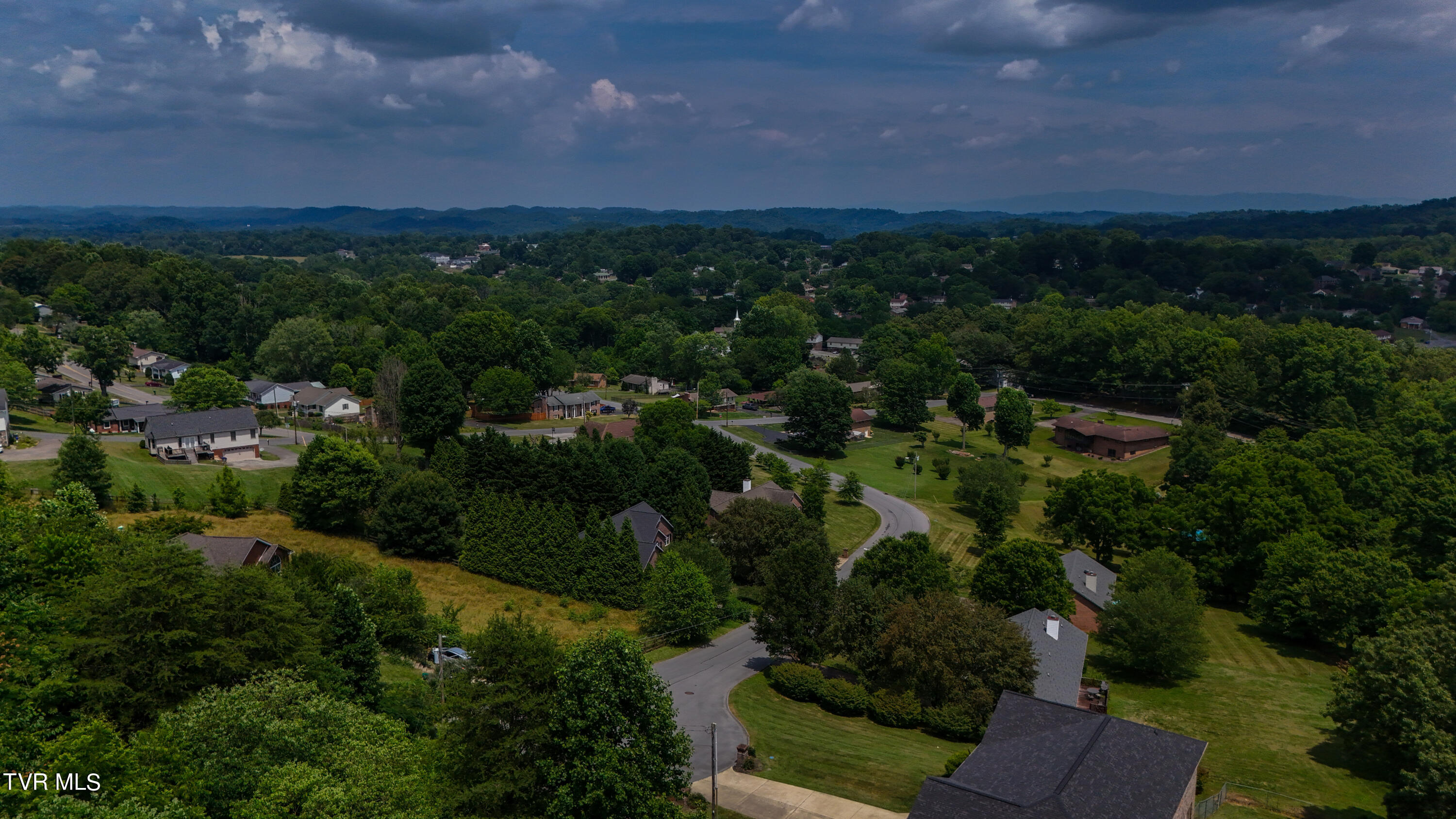 2317 Colonial View Road Kingsport, TN 37663 - Photo 72 of 73 DJI_20240618144838_0946_D-2