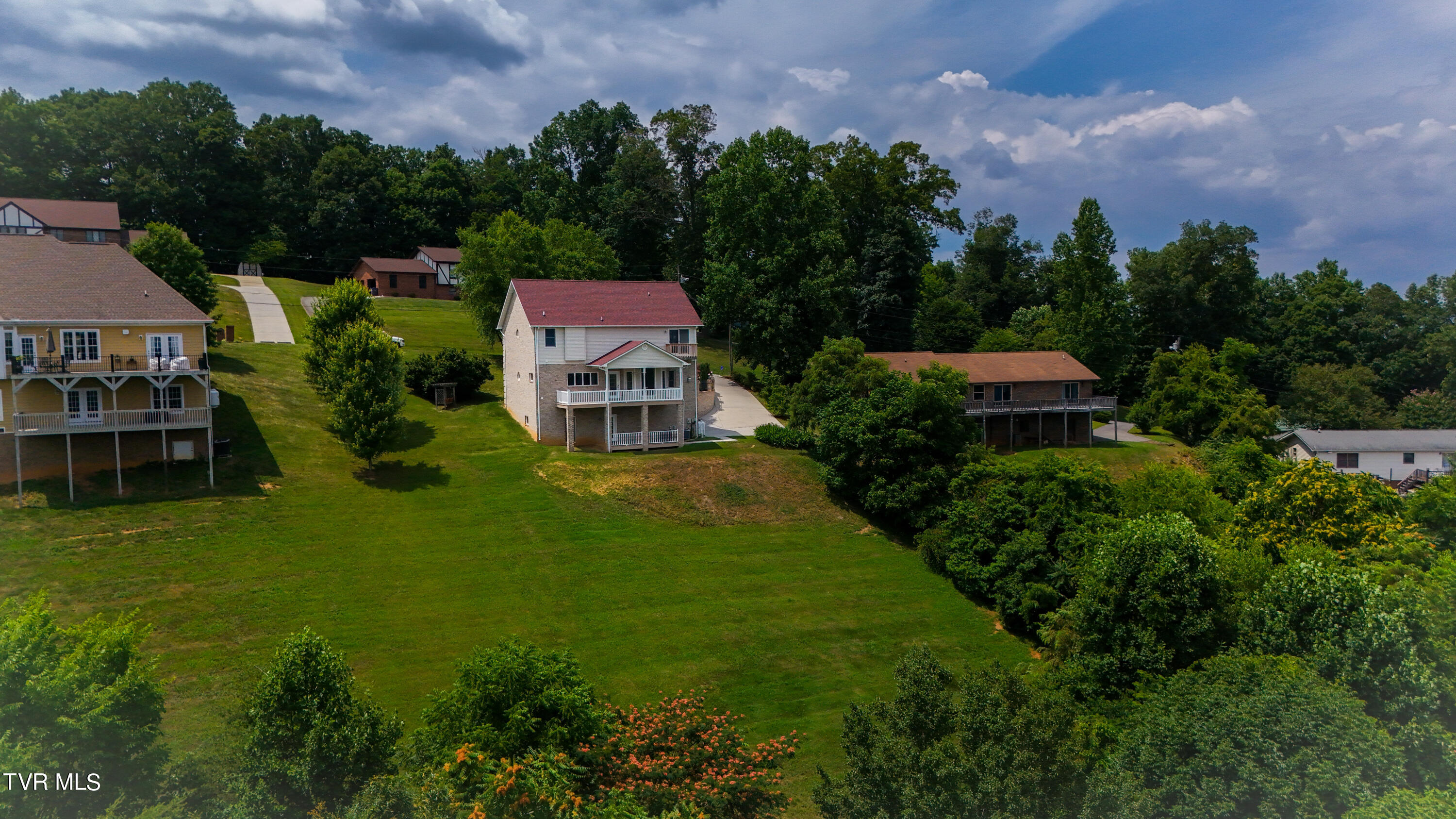 2317 Colonial View Road Kingsport, TN 37663 - Photo 73 of 73 DJI_20240618144851_0947_D