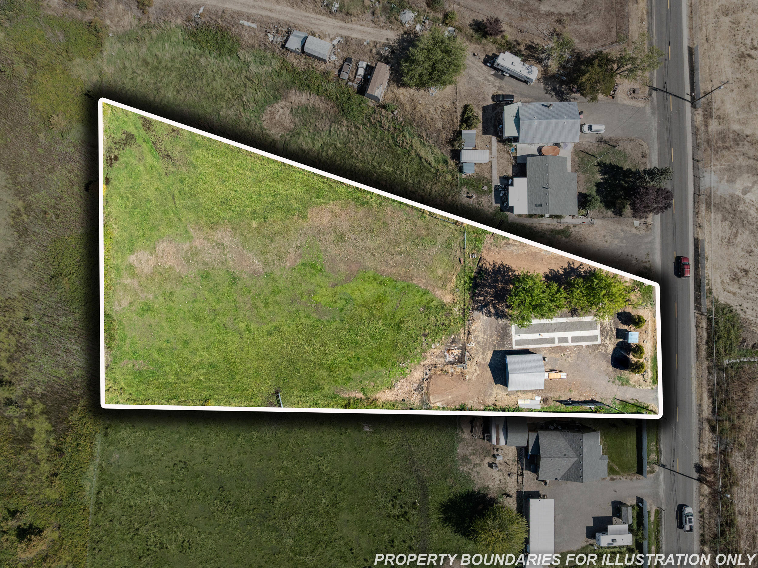 1729 East Gregory Road Central Point, OR 97502 - Photo 3 of 9