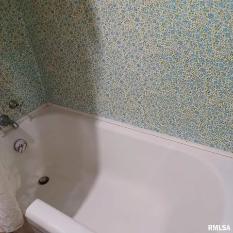 $159,900 | 1607 South Carbon Street, Marion, IL 62959