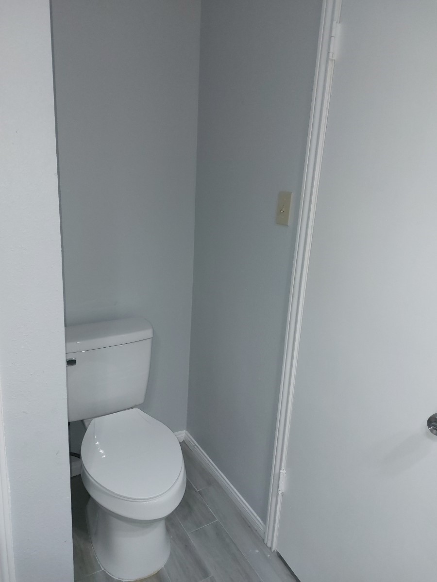 1846 Hollister Street, Unit 6 Houston, TX 77080 - Photo 16 of 24