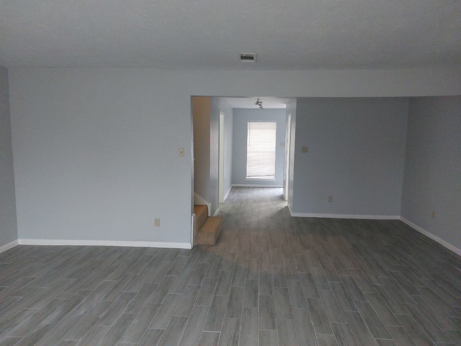 1846 Hollister Street, Unit 6 Houston, TX 77080 - Photo 3 of 24