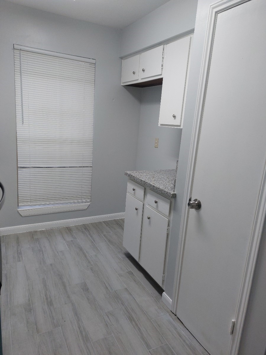 1846 Hollister Street, Unit 6 Houston, TX 77080 - Photo 7 of 24