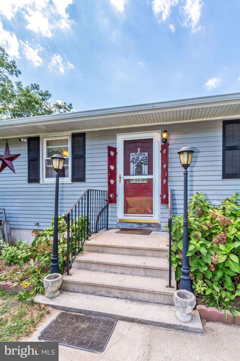 195 Dealtown Road Elmer, NJ 08318 - Photo 3 of 33