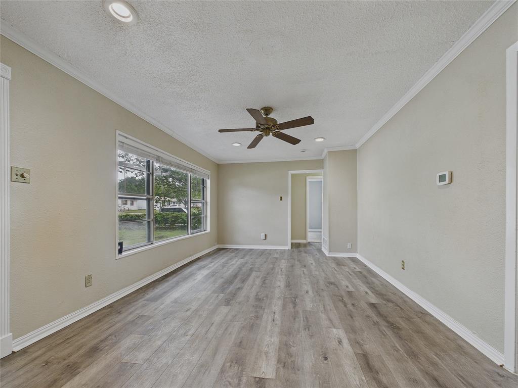 2310 Ridgewood Street Irving, TX 75062 - Photo 5 of 18