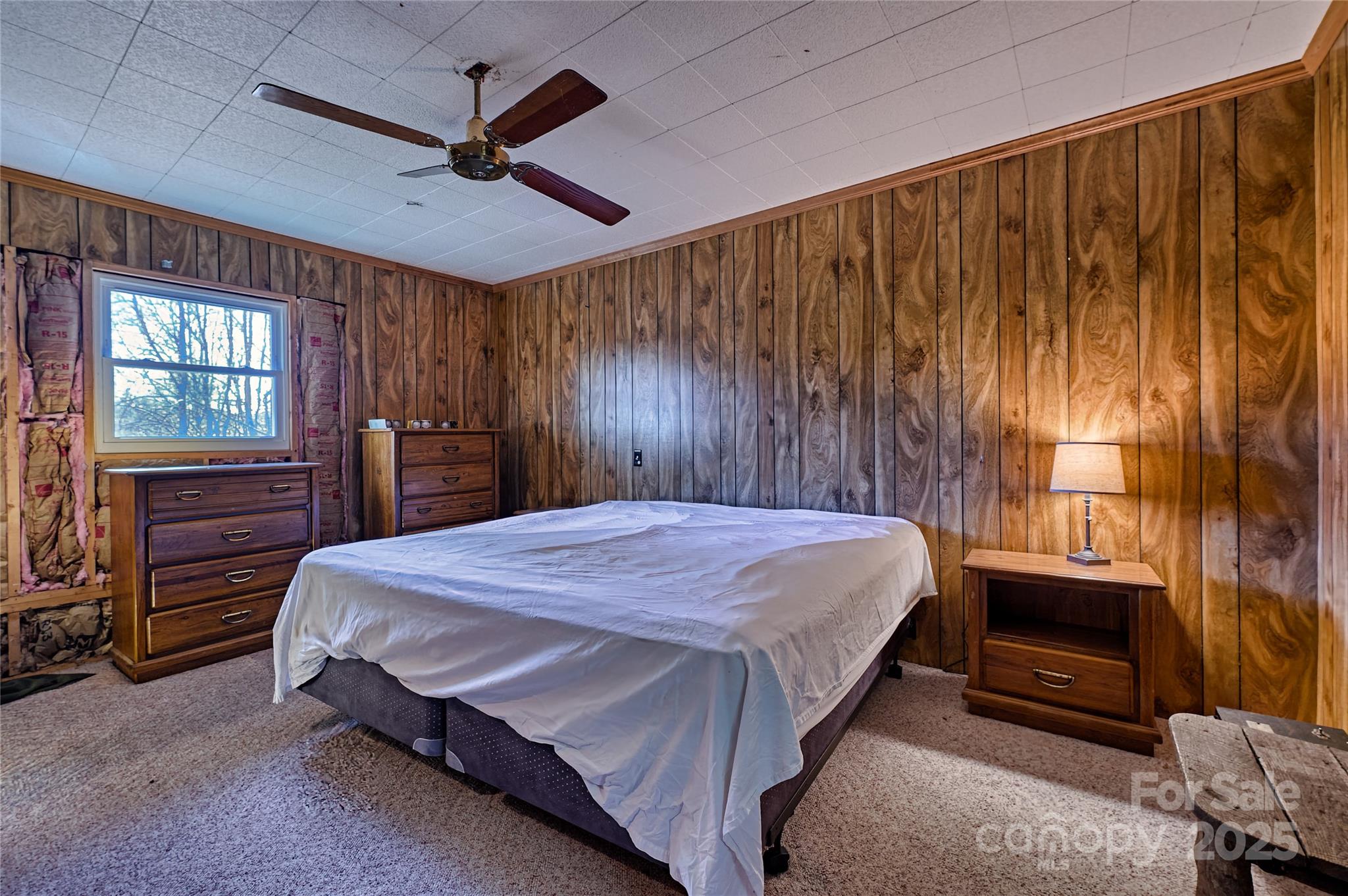 2626 Dendy Orchard Road Highlands, NC 28741 - Photo 31 of 33 a bedroom with a bed and a dresser
