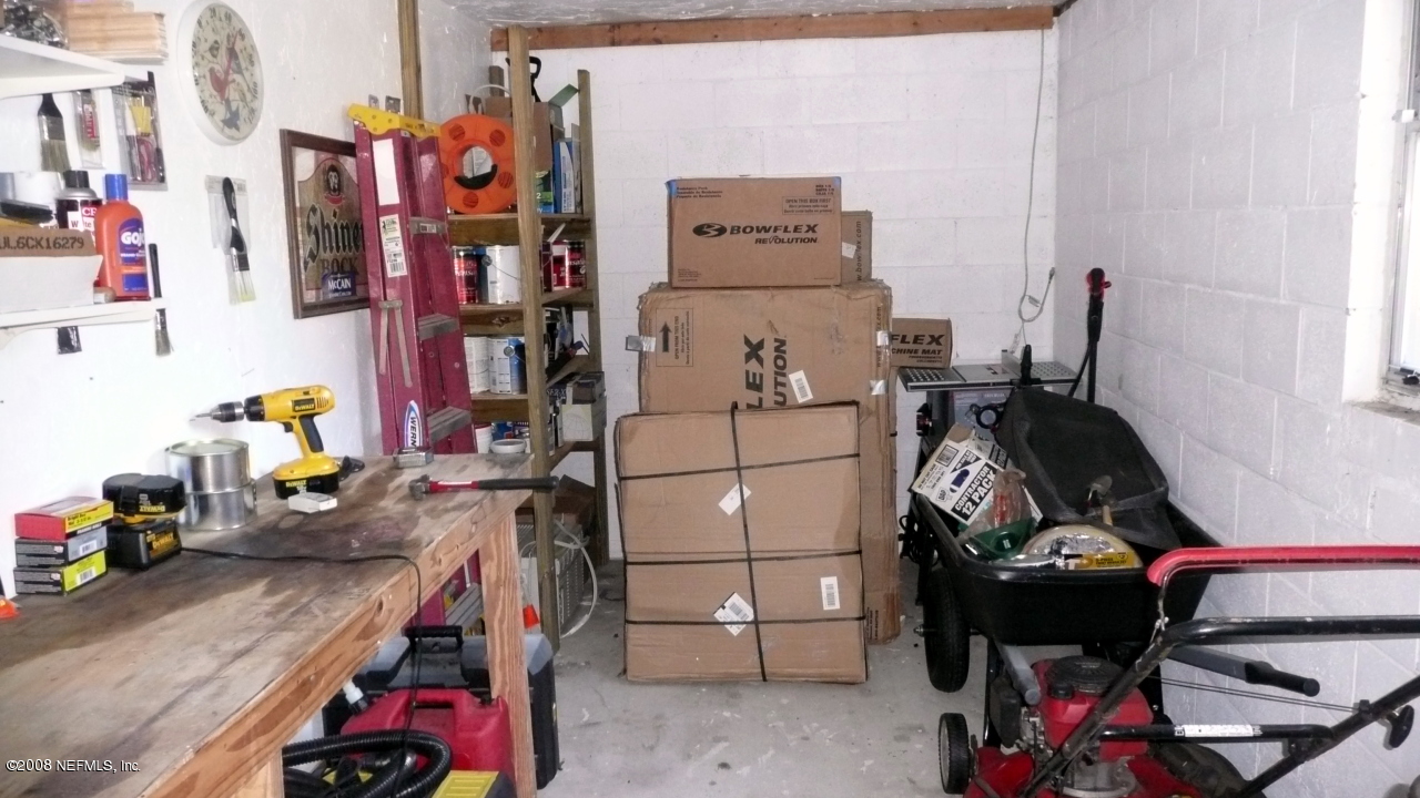 8193 Carl Brook Road Keystone Heights, FL 32656 - Photo 16 of 20 workshop