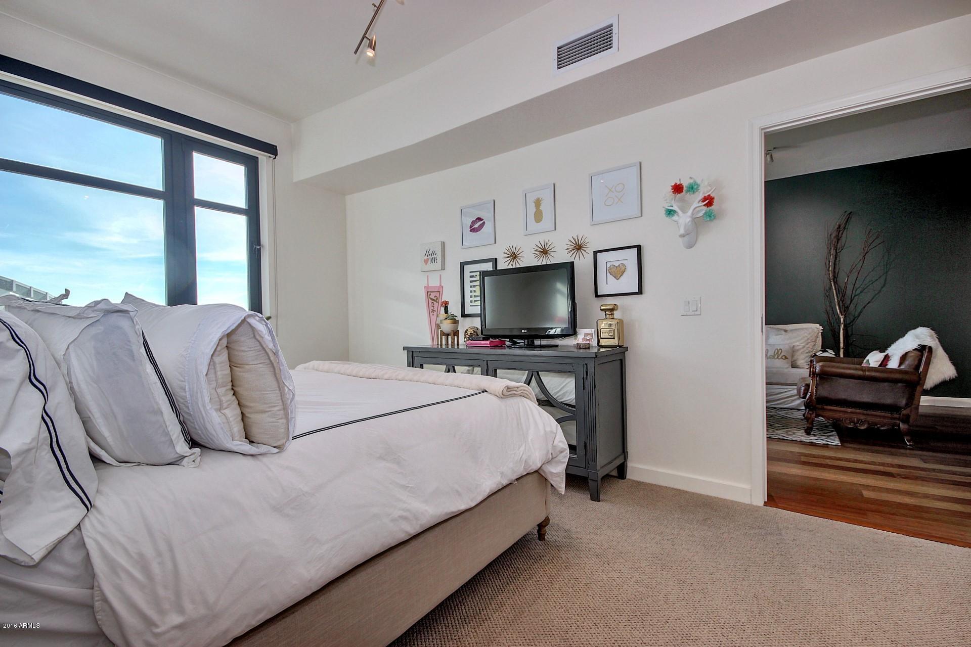 310 South 4th Street, Unit 908 Phoenix, AZ 85004 - Photo 12 of 35 0017-4th 908 (16)