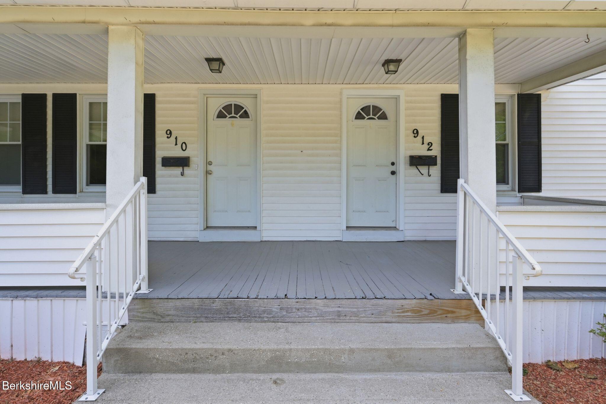 910-912 Granby Road Chicopee, MA 01020 - Photo 4 of 56 Front porch
