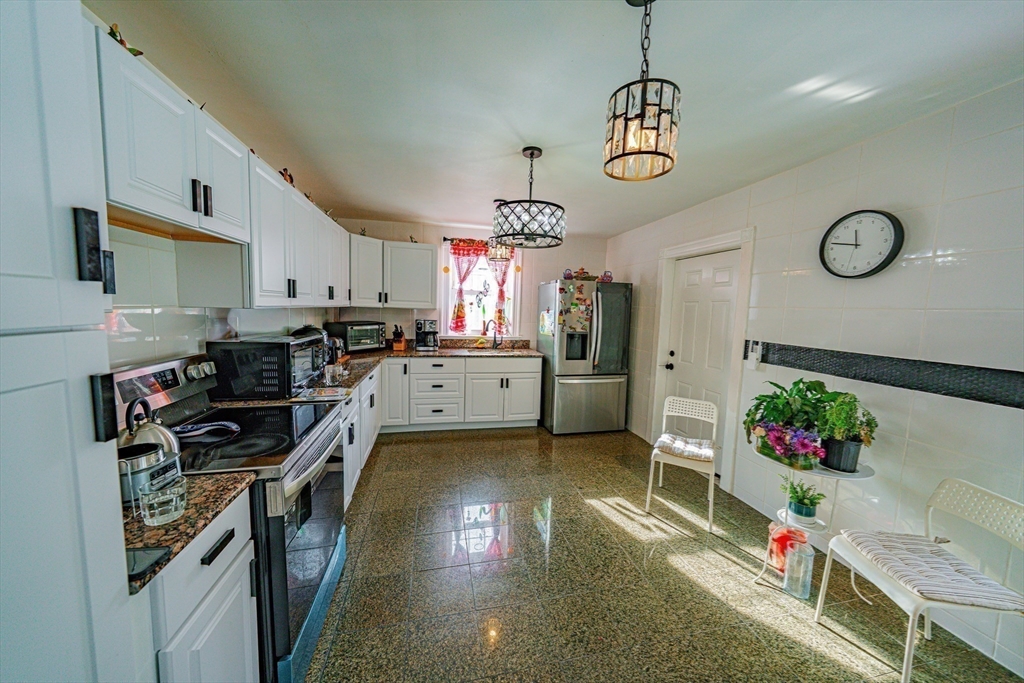 1 Rhodes Street Saugus, MA 01906 - Photo 5 of 35