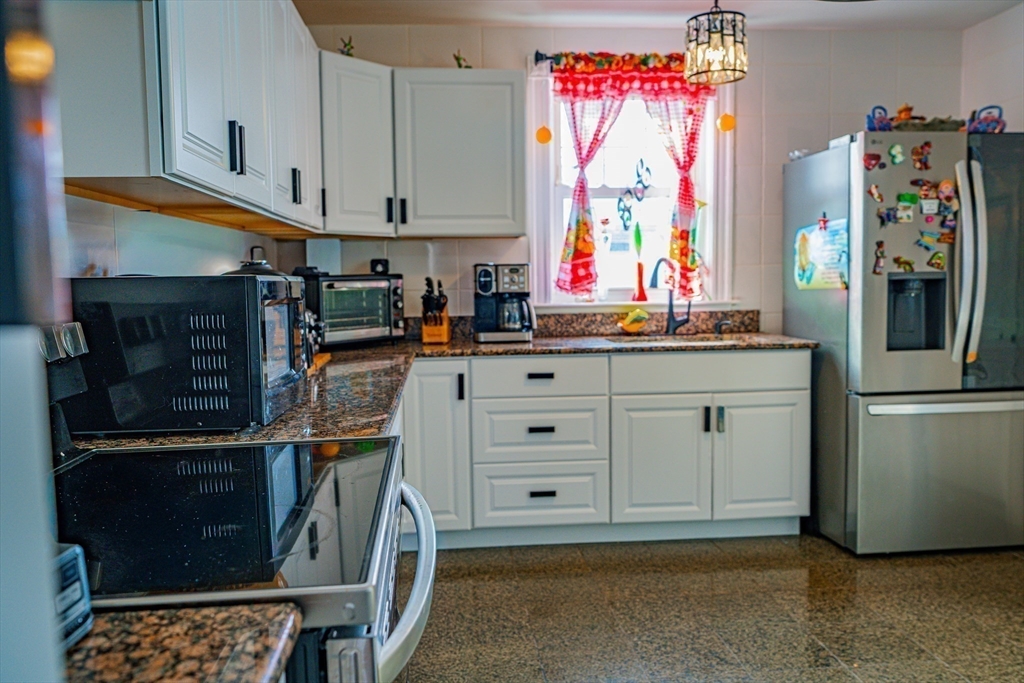 1 Rhodes Street Saugus, MA 01906 - Photo 7 of 36