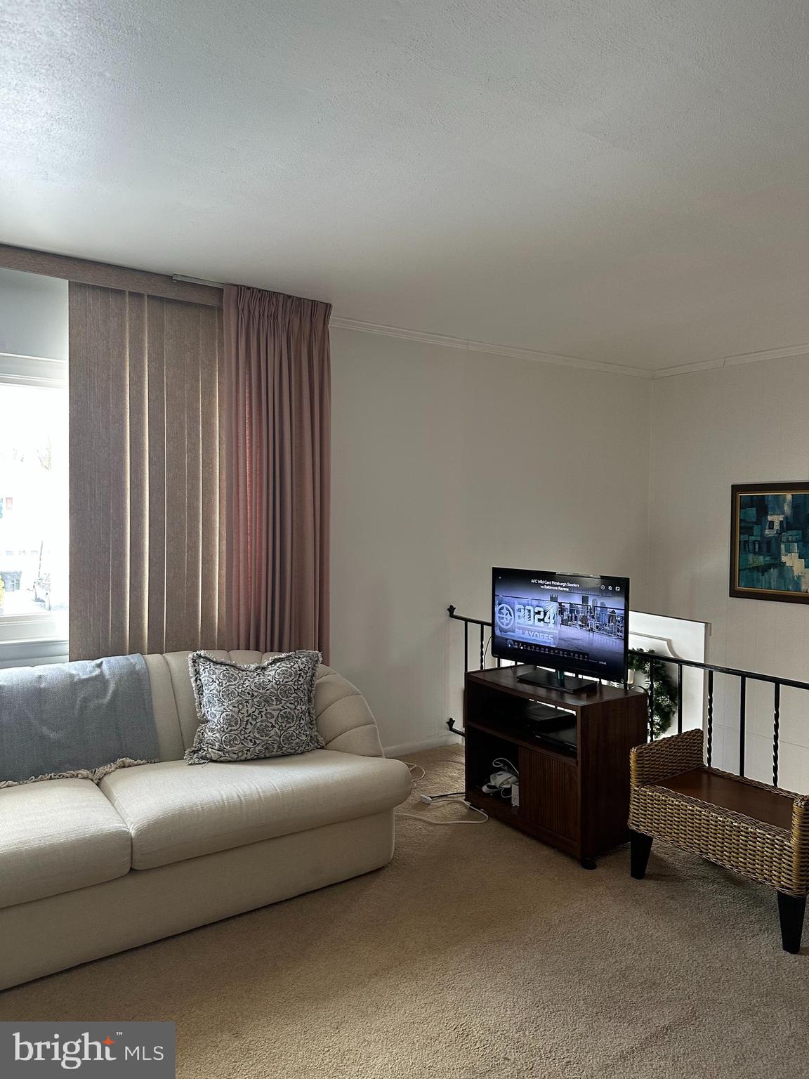 3532 Kings Point Road Randallstown, MD 21133 - Photo 8 of 27 Living room