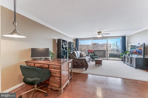 $399,999 | 1515 South Arlington Ridge Road, Unit 504, Arlington, VA 22202