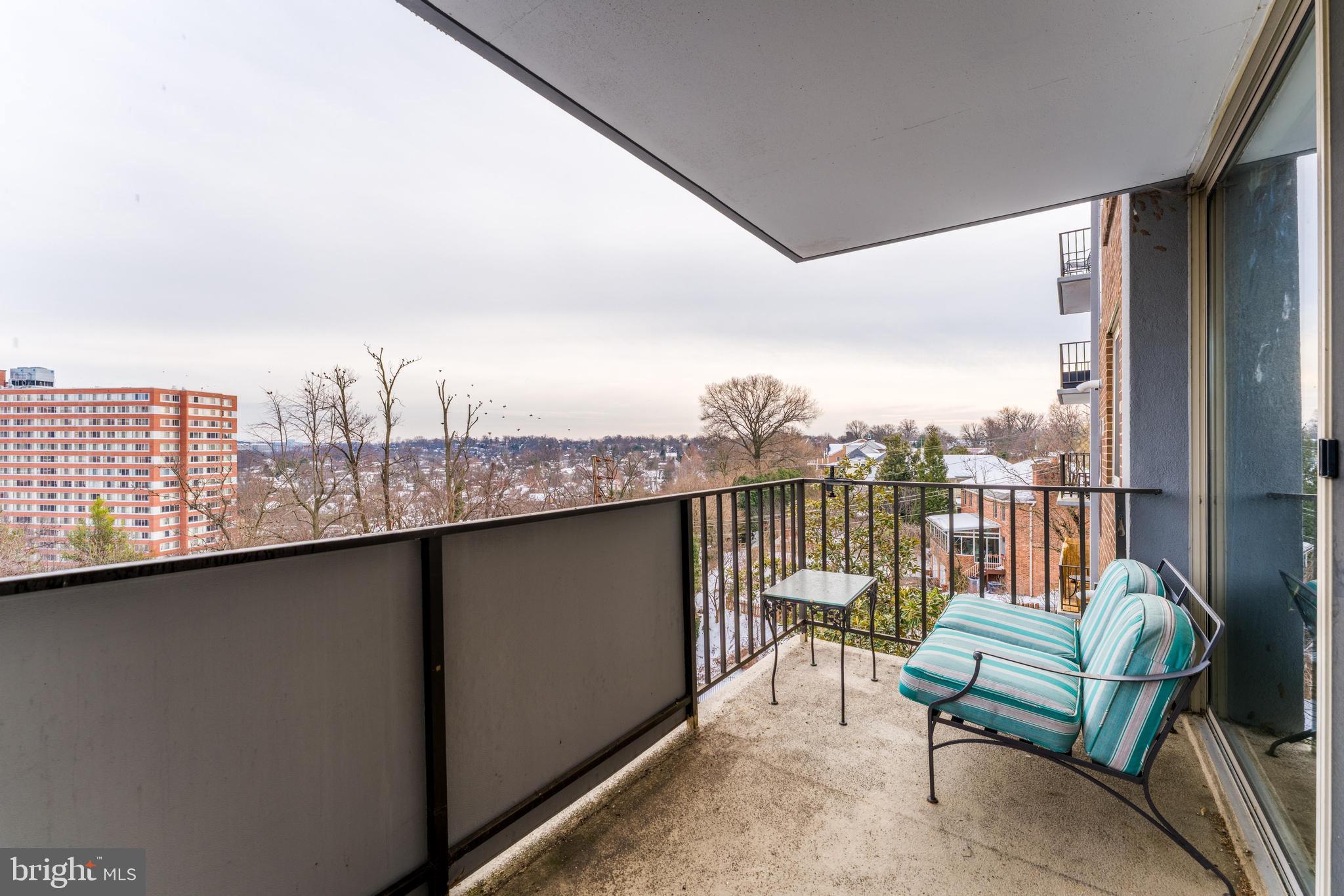 1515 South Arlington Ridge Road, Unit 504 Arlington, VA 22202 - Photo 25 of 33