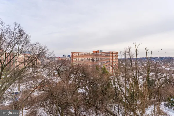 $399,999 | 1515 South Arlington Ridge Road, Unit 504, Arlington, VA 22202