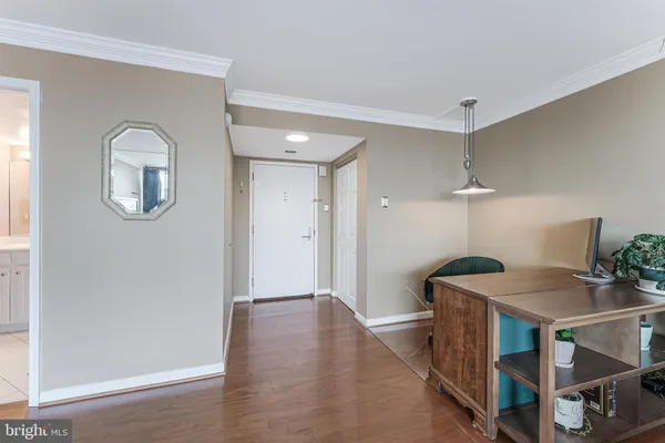 $399,999 | 1515 South Arlington Ridge Road, Unit 504, Arlington, VA 22202