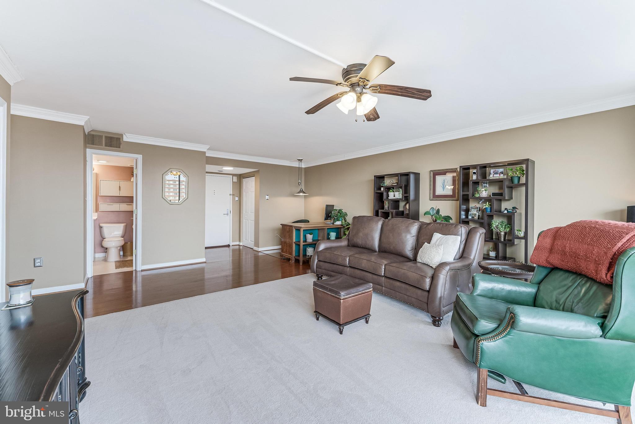 1515 South Arlington Ridge Road, Unit 504 Arlington, VA 22202 - Photo 6 of 33