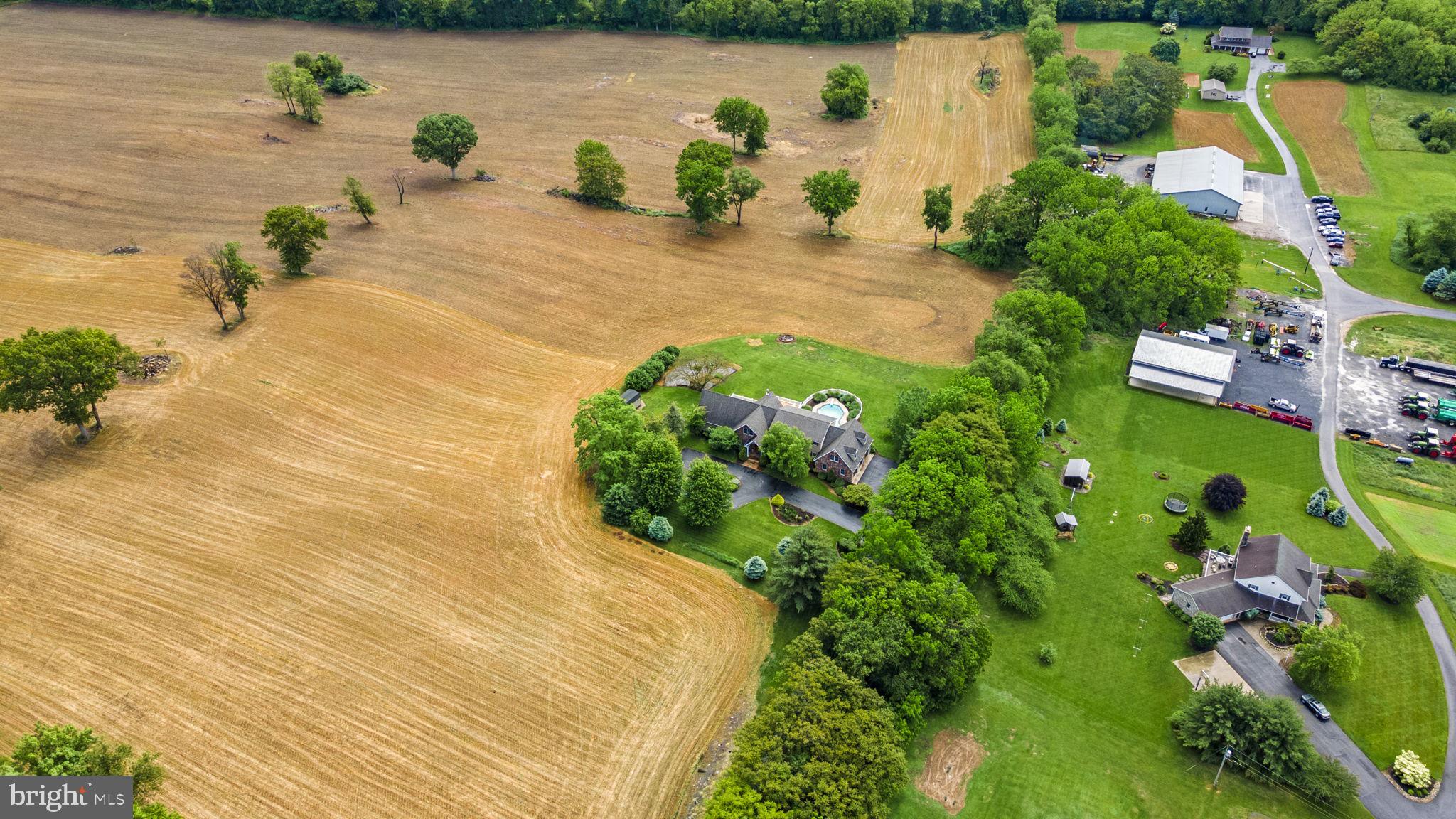 5118 Burkholder Road Chambersburg, PA 17202 - Photo 12 of 90