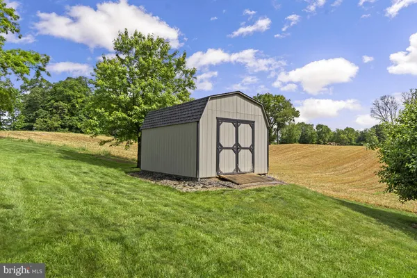 $999,000 | 5118 Burkholder Road, Chambersburg, PA 17202