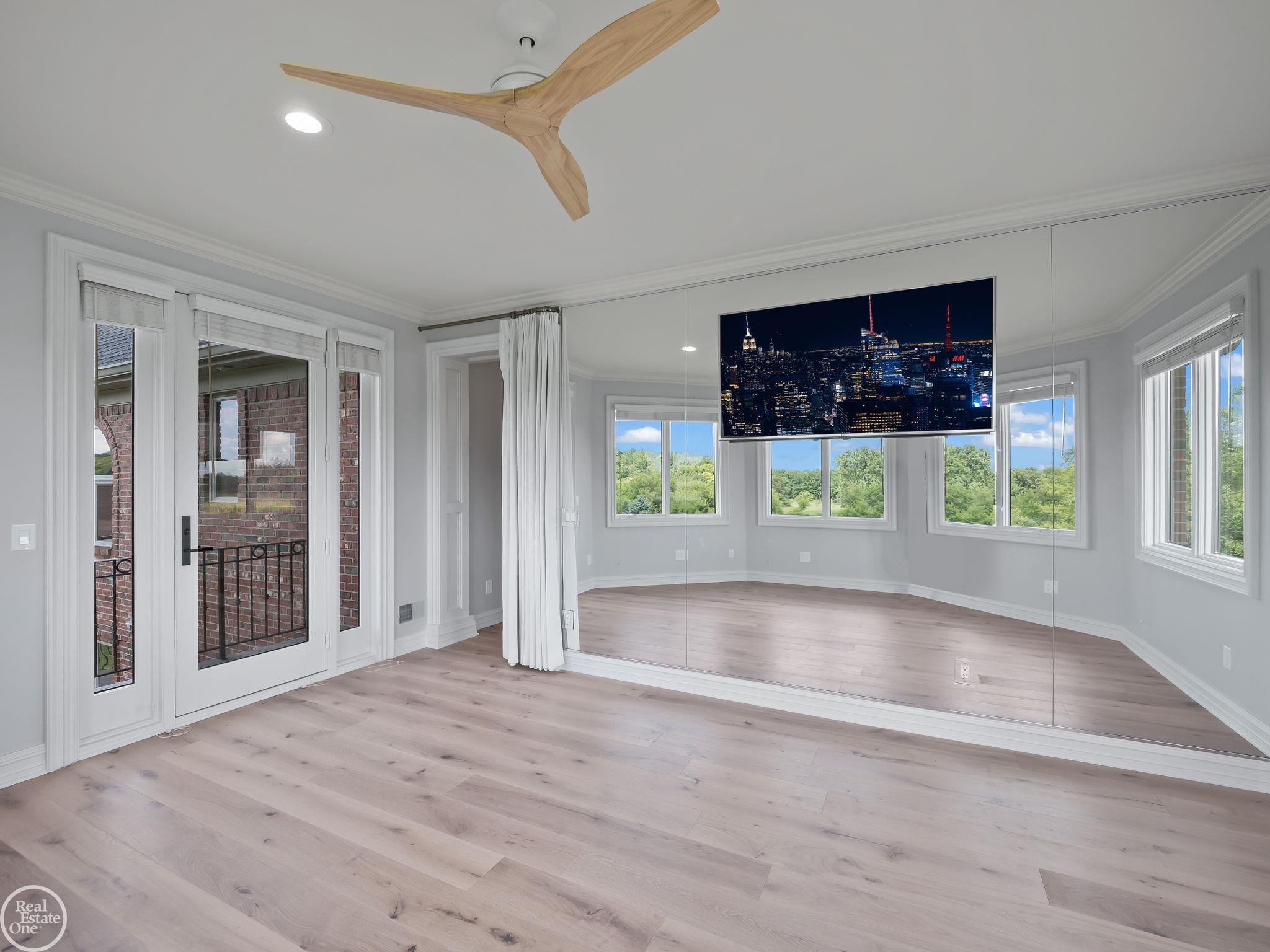69359 Lake Point Court Romeo, MI 48065 - Photo 41 of 64 50116233-40.JPG