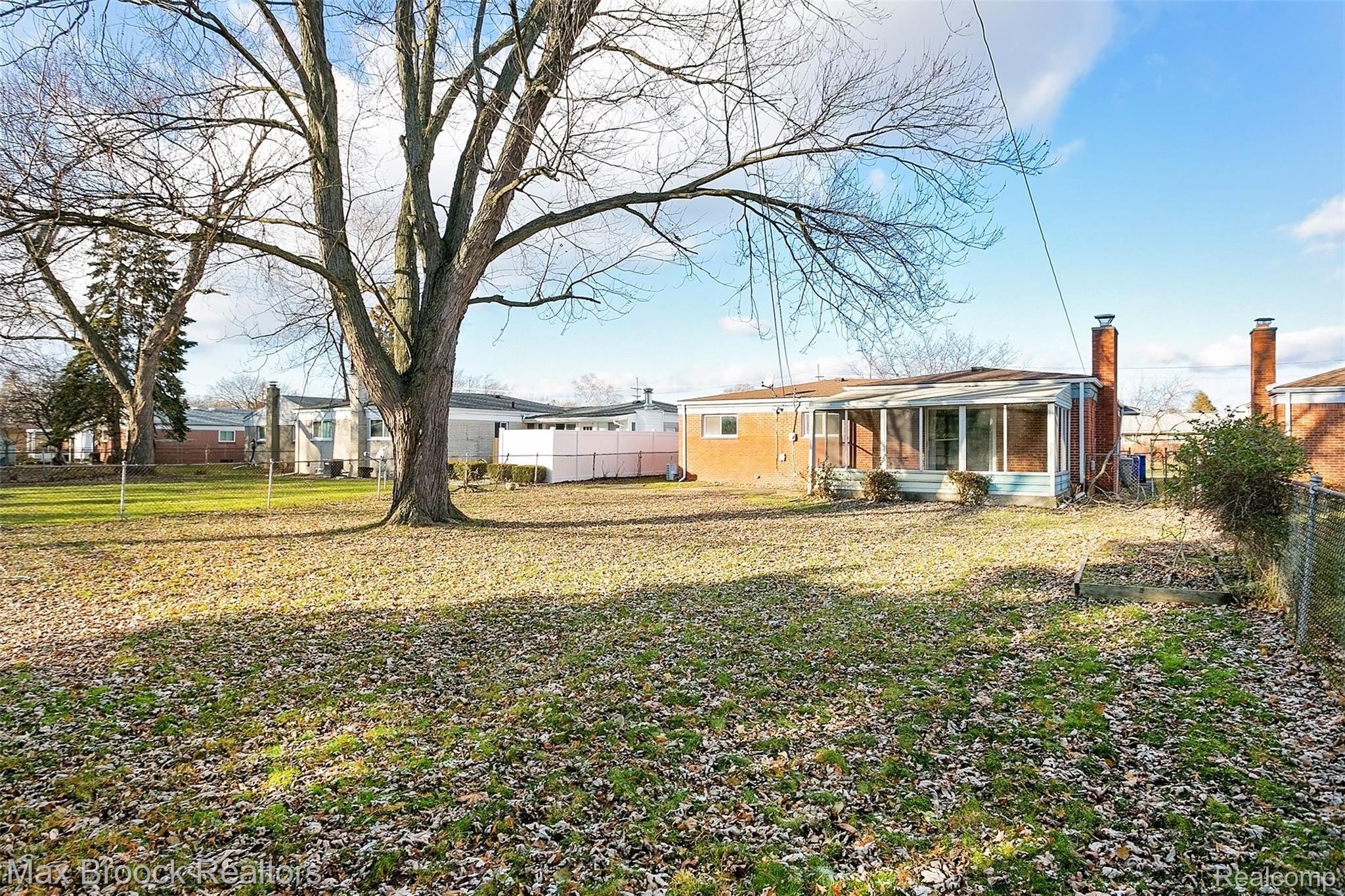 3910 Frazho Road Warren, MI 48091 - Photo 28 of 32 Frazho-31.jpg
