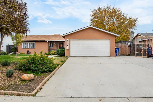 $369,000 | 1608 Gettysburg Avenue, Clovis, CA 93611