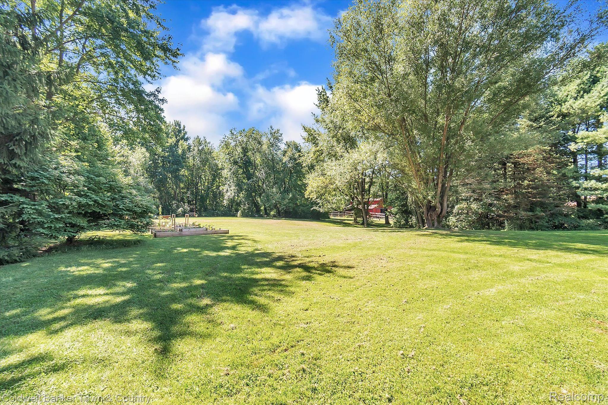 7110 Bergin Road Howell, MI 48843 - Photo 47 of 65 Gallery Image 47