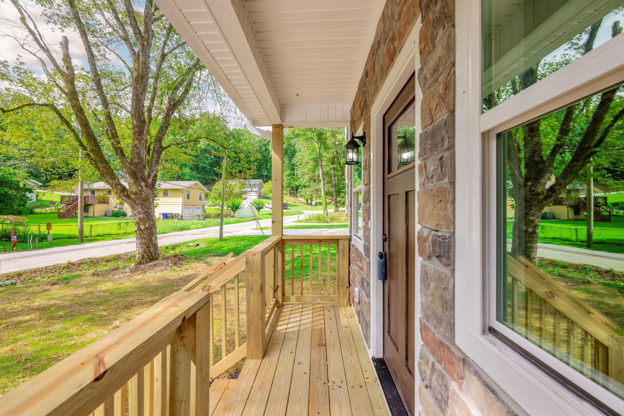 6683 Sandswitch Road Hixson, TN 37343 - Photo 5 of 43 5-web-or-mls-DSC_5413-10