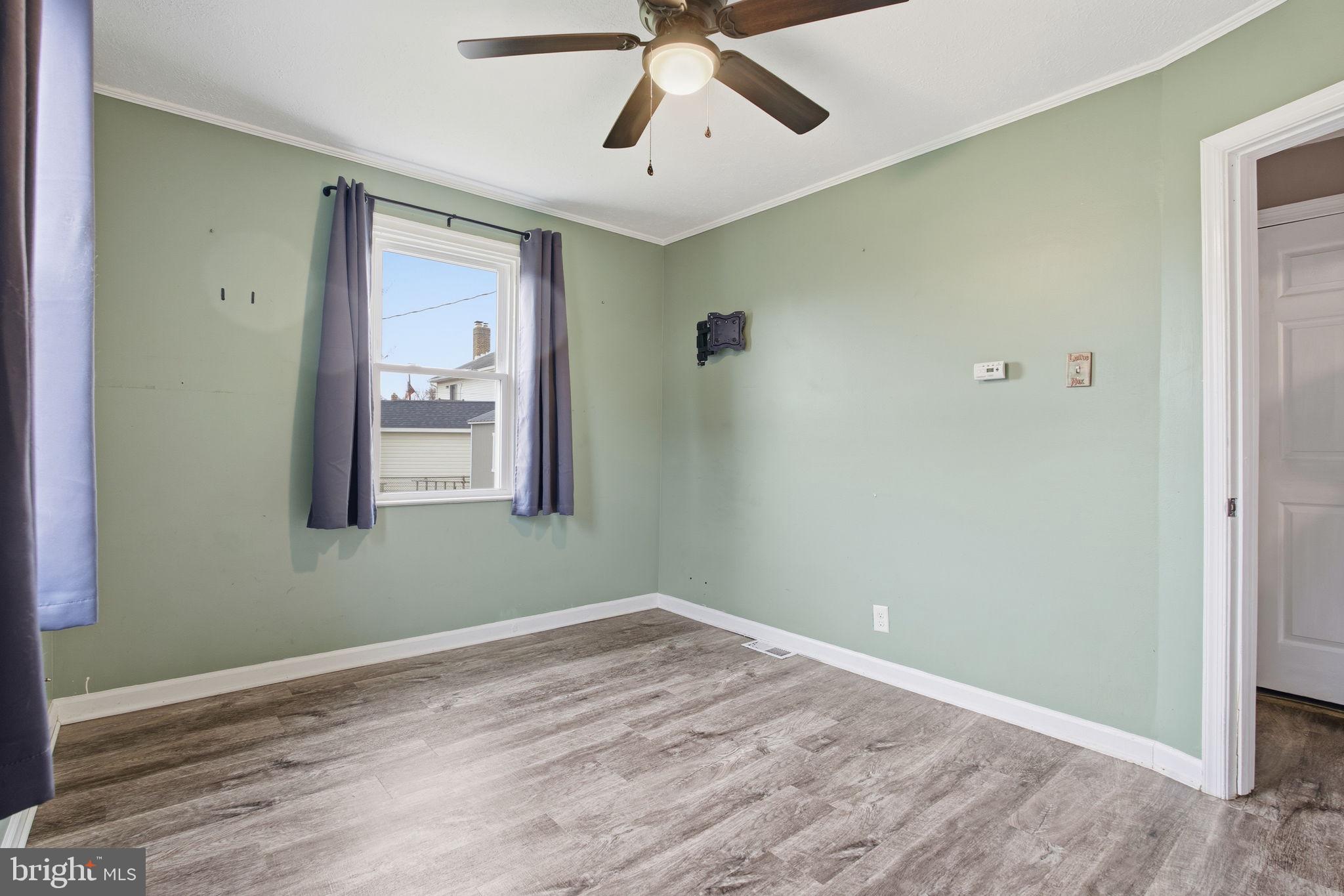 202 South Woodwell Road Baltimore, MD 21222 - Photo 15 of 24