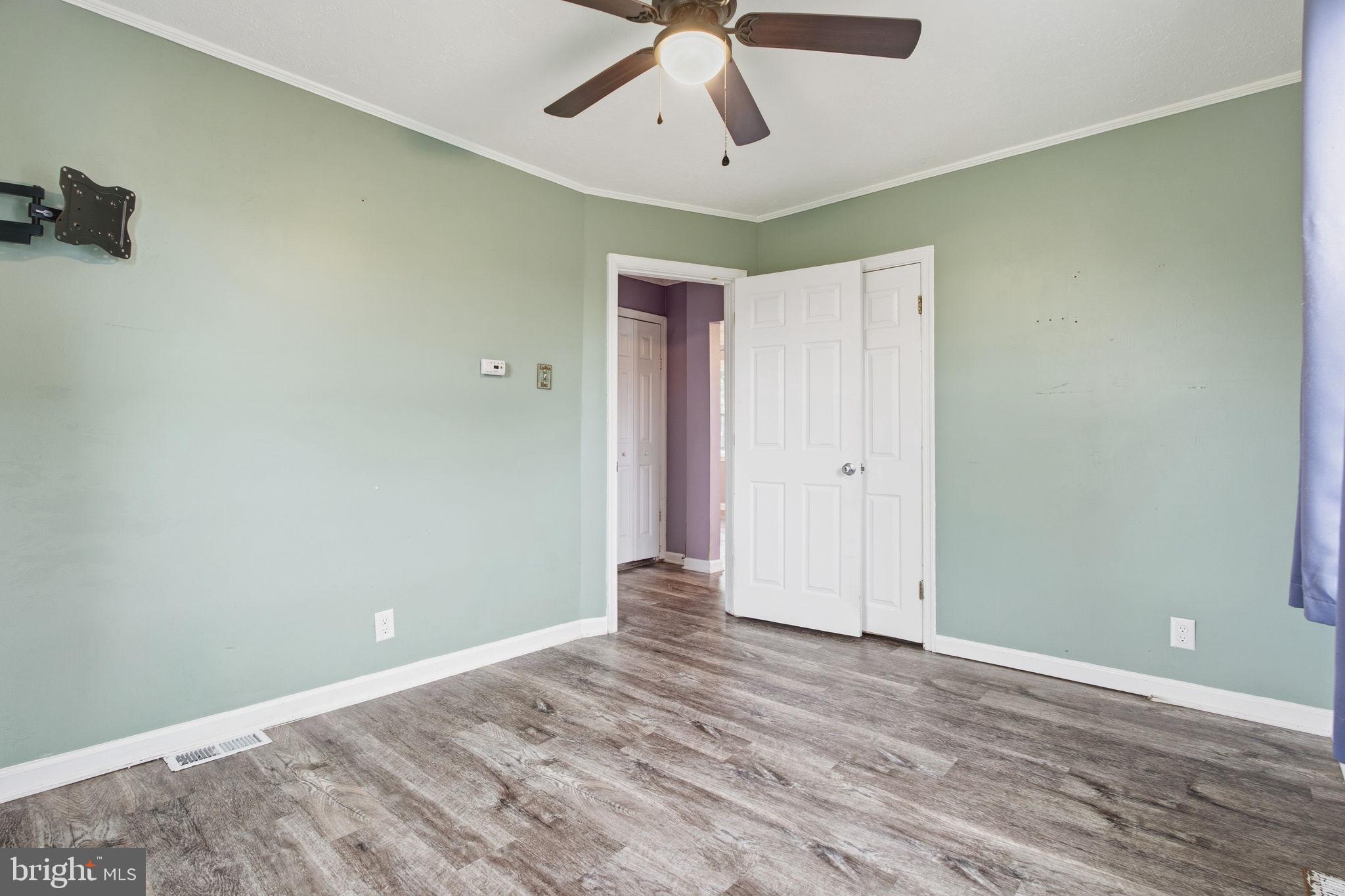 202 South Woodwell Road Baltimore, MD 21222 - Photo 17 of 24