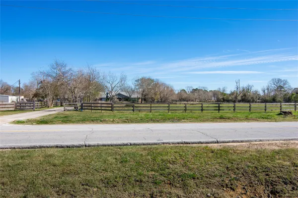 $2,390,000 | 21610 Mueschke Road, Tomball, TX 77377