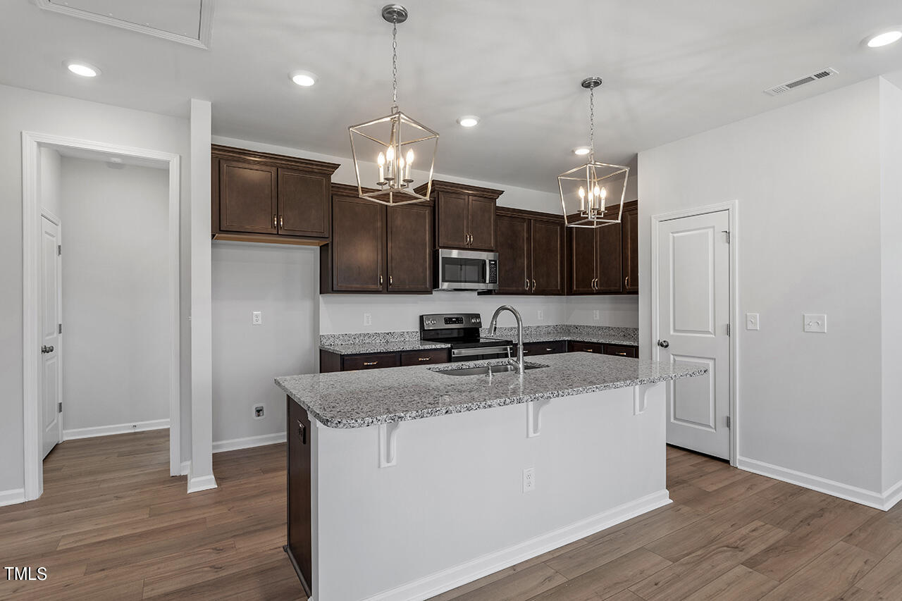 18 Ripple Way, Unit 288 Clayton, NC 27520 - Photo 4 of 30 FMWeb05