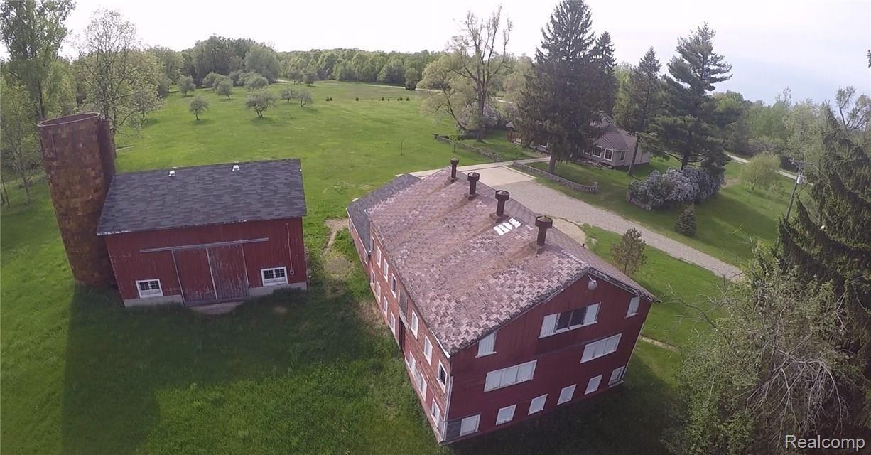 2341 Sullivan Road Oxford, MI 48371 - Photo 62 of 71 Aerial Images of Sullivan (10).jpg