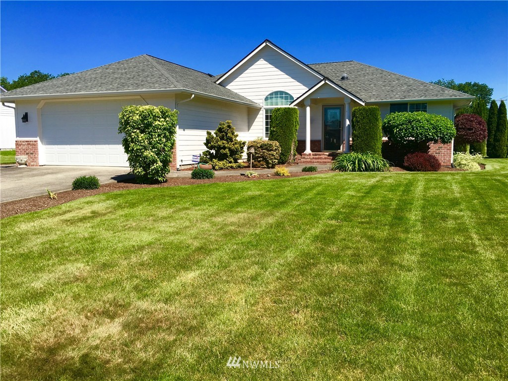 9247 Applegate Loop Southwest Rochester, WA 98579 - Photo 2 of 25