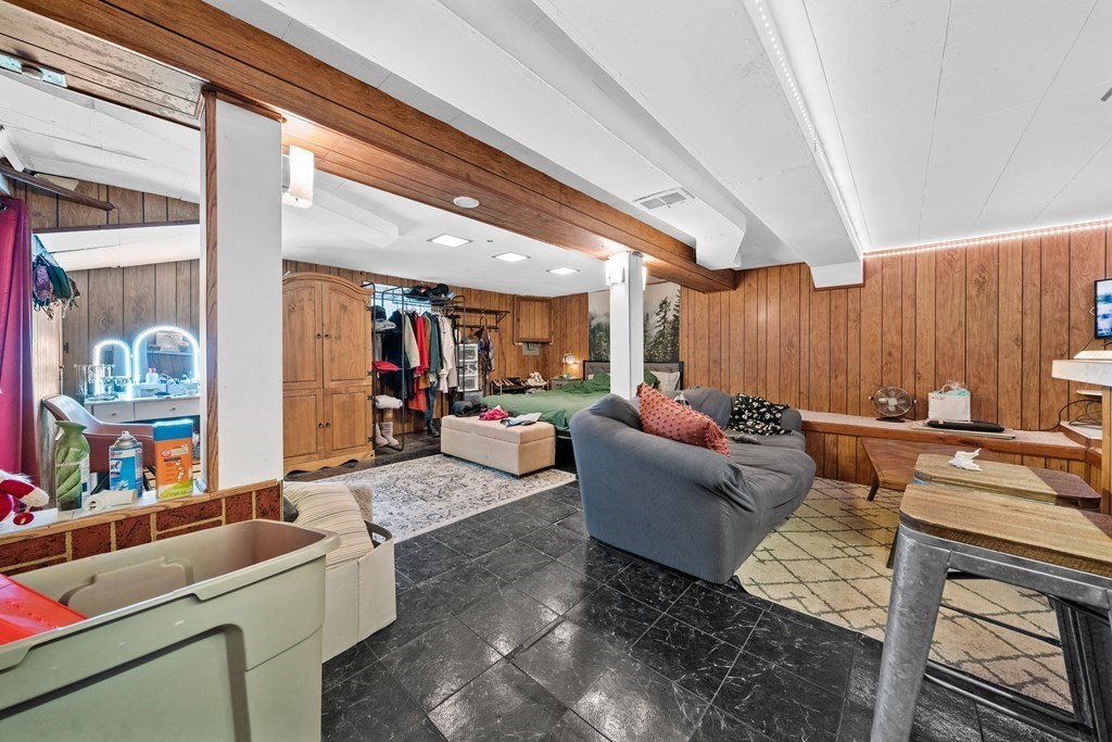 15 Rosalind Road Weymouth, MA 02191 - Photo 17 of 22