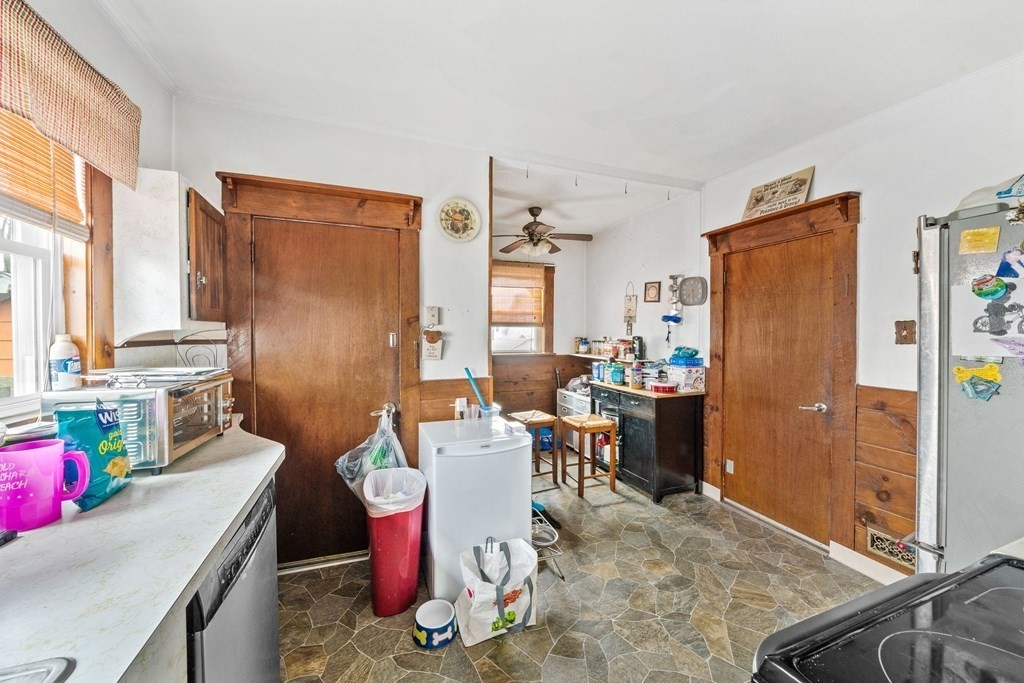 15 Rosalind Road Weymouth, MA 02191 - Photo 7 of 22