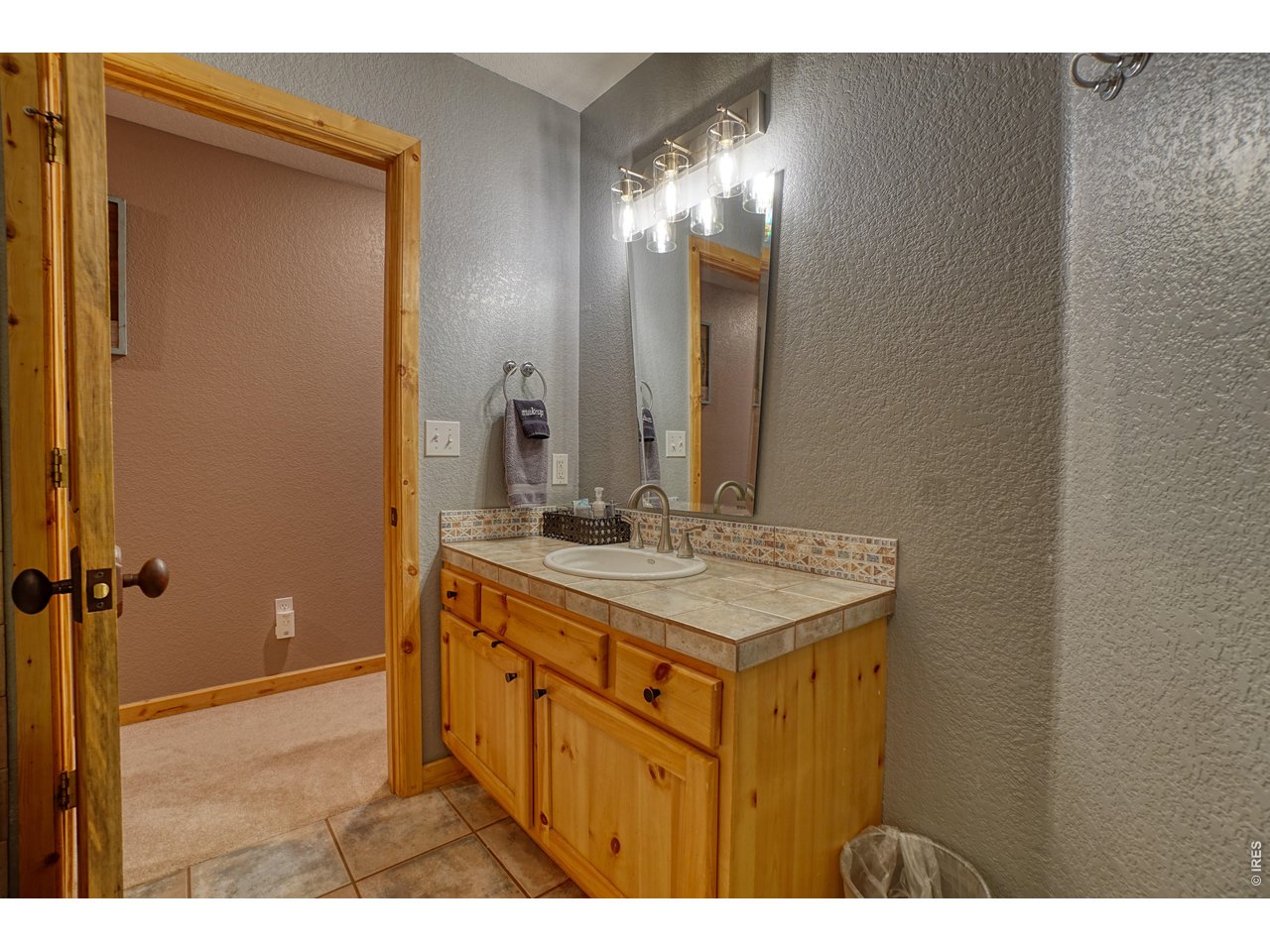 2353 Dory Hill Road Black Hawk, CO 80422 - Photo 29 of 50 Second full bath, main level. Shower/tub combo