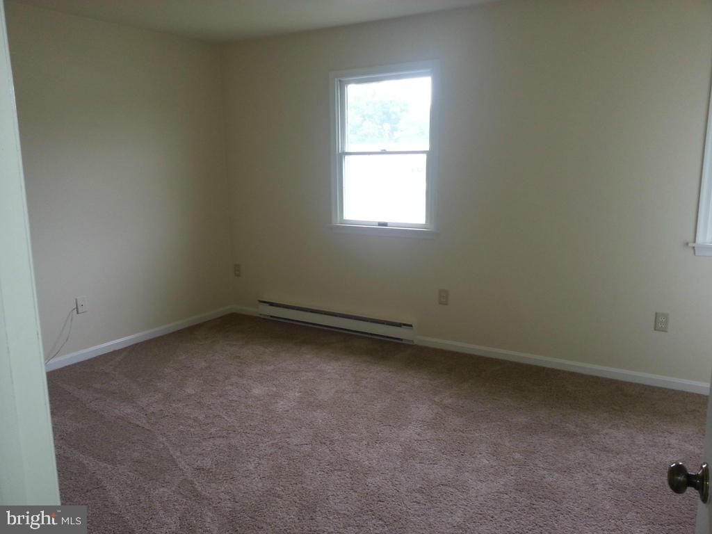 650 South Cedar Street Lititz, PA 17543 - Photo 5 of 9