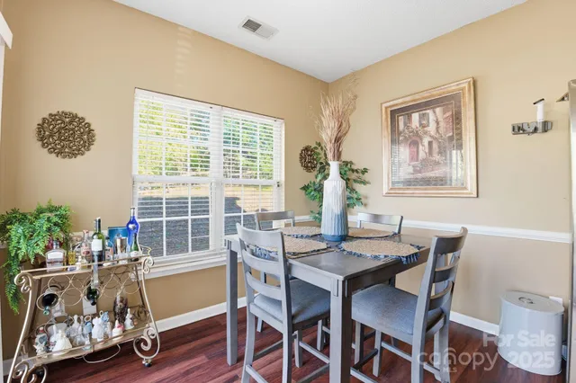 $375,000 | 3820 Sipes Lane, Charlotte, NC 28269